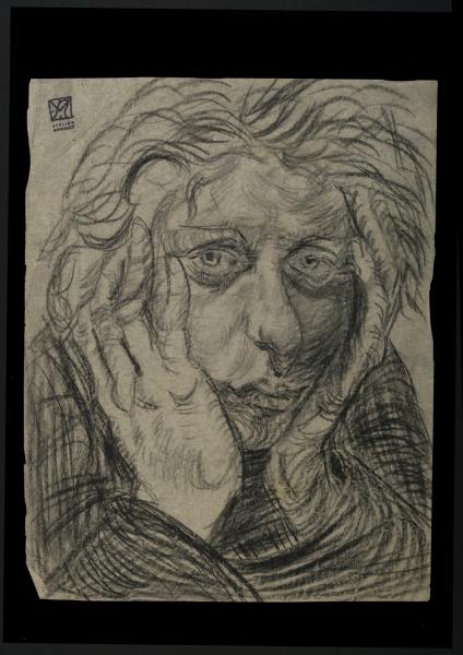 N°445. Portrait, 1932-1934. Fusain et crayon de papier. H.265 ; L.208. Non signé. Cachet de l'artiste en haut à gauche.   © DP 